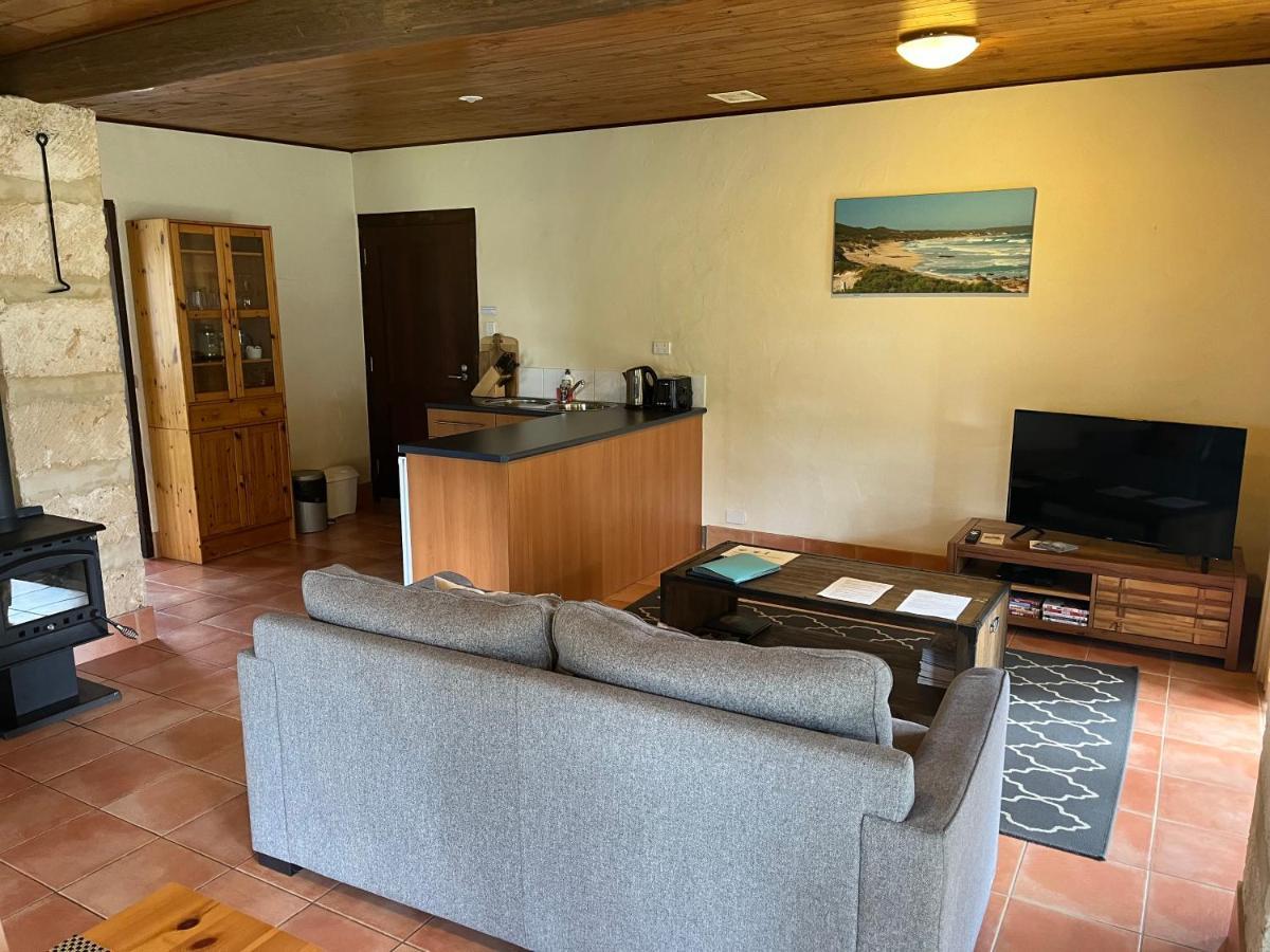 Happy Dogs Cottage Margaret River Extérieur photo